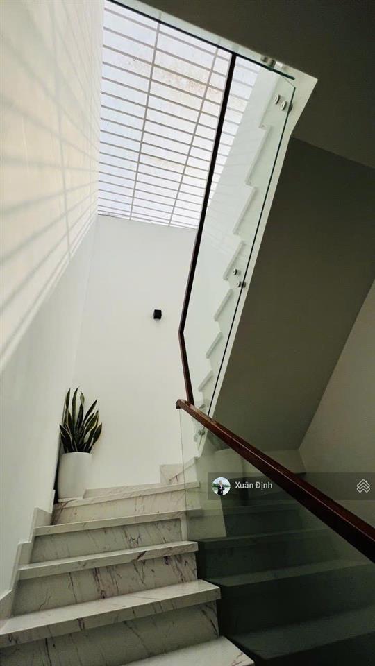 Nhà 4 tầng đường số 33 bình trưng tây 66m2, ô tô đỗ cửa, giá 8,9 tỷ, giảm 1,8 tỷ