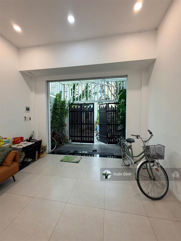 Nhà gò cát, phú hữu 80,1m2 công nhận sổ hồng riêng hoàn công đầy đủ đường rộng 6m, chỉ 6,4 tỷ