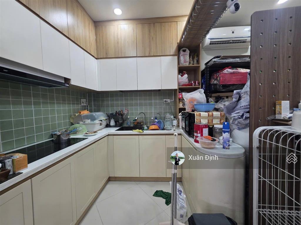 Bán gấp nhà 4,45 tỷ quận 2, 2 tầng 2pn, hẻm ô tô 7 chỗ đỗ cửa, gần nguyễn thị định