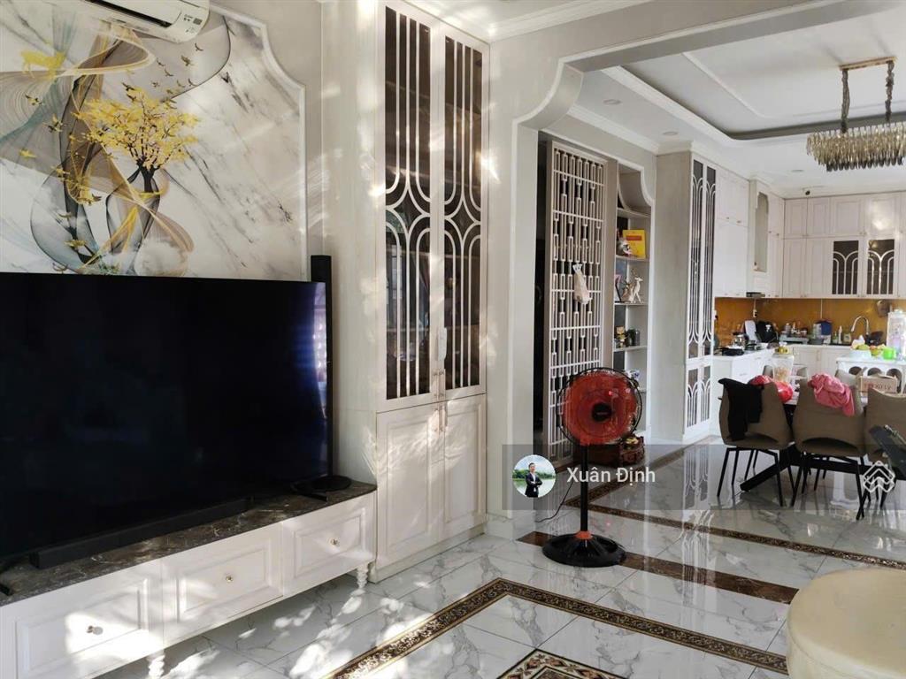 Biệt thự góc 2 mặt tiền 545m2 sân vườn mặt tiền bưng ông thoàn gần villa park thủ đức, giá 49.5 tỷ
