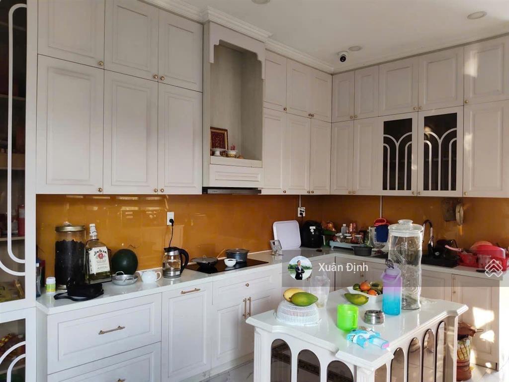 Biệt thự góc 2 mặt tiền 545m2 sân vườn mặt tiền bưng ông thoàn gần villa park thủ đức, giá 49.5 tỷ