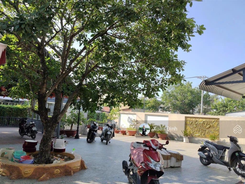Biệt thự góc 2 mặt tiền 545m2 sân vườn mặt tiền bưng ông thoàn gần villa park thủ đức, giá 49.5 tỷ