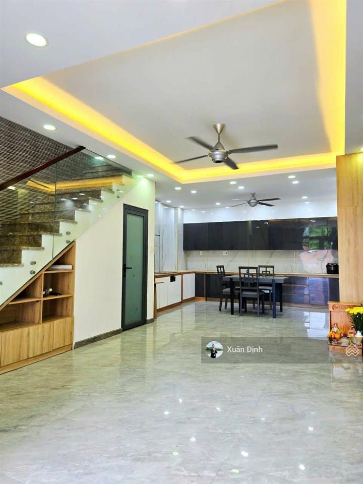 Bán nhà 5 tầng bình trưng tây 66m2 ngang 8.4m ô tô gần bv lê văn thịnh hoàn công đủ giá 8.6 tỷ 4 pn