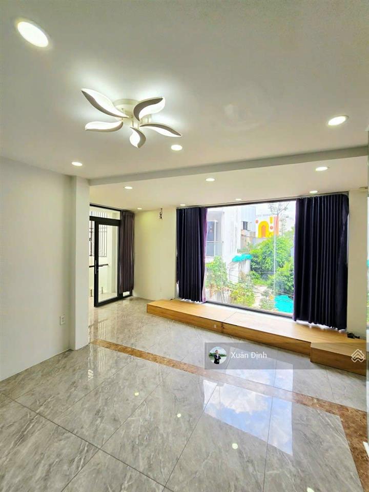 Bán nhà 5 tầng bình trưng tây 66m2 ngang 8.4m ô tô gần bv lê văn thịnh hoàn công đủ giá 8.6 tỷ 4 pn