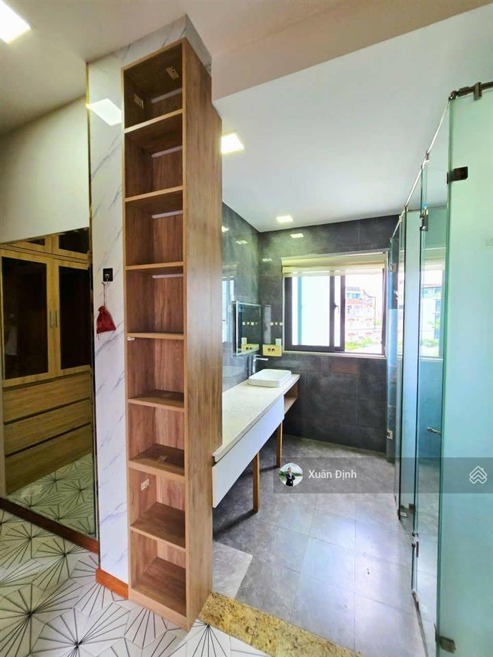 Bán nhà 5 tầng bình trưng tây 66m2 ngang 8.4m ô tô gần bv lê văn thịnh hoàn công đủ giá 8.6 tỷ 4 pn