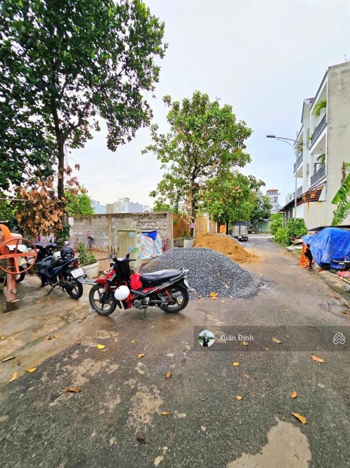 Bán đất long trường thủ đức 54m2 đường ô tô khu dân cư nam khang gần chợ giá 3,5 tỷ
