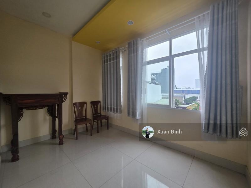 Bán nhà mặt tiền đường 28 cát lái, cách bv lê văn thịnh 200m, 74m2, 2 mặt tiền, giá 10 tỷ dòng tiền