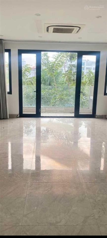 Số nhà 33 khu trung yên 0975 983 *** giá 16 triệu/th, chính chủ cho thuê nhà 4 tầng vị trí thoáng đẹp