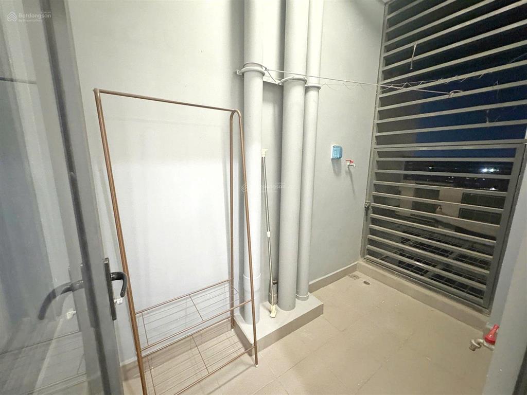 Cần tiền bán gấp 2pn 2wc tòa s302 vinhomes grand park giá cực tốt
