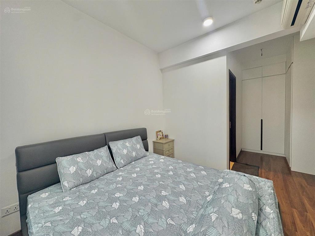 Trống sẵn cho thuê 2pn one verandah full nội thất mới tinh  xem nhà là mê