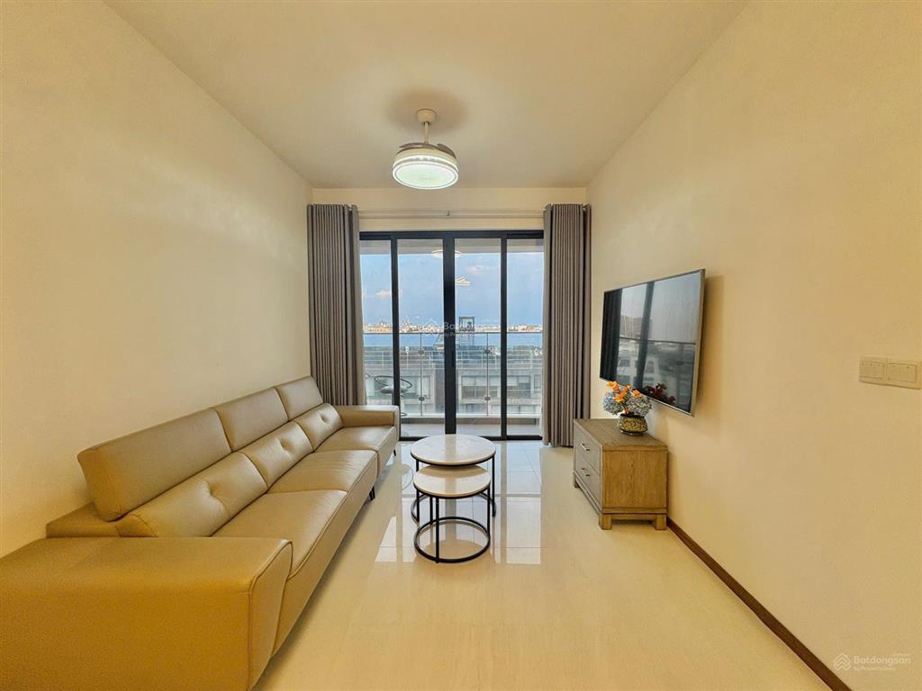 Trống sẵn cho thuê 2pn one verandah full nội thất mới tinh  xem nhà là mê