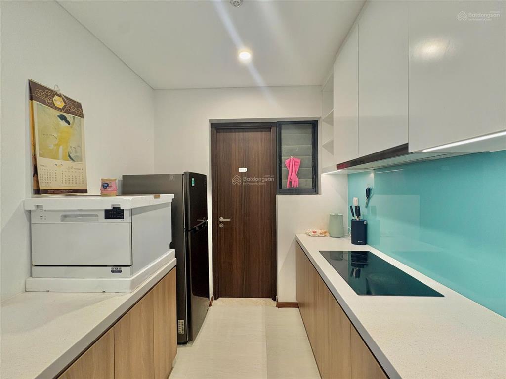 Trống sẵn cho thuê 2pn one verandah full nội thất mới tinh  xem nhà là mê