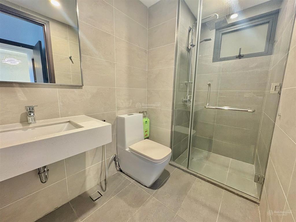 Trống sẵn cho thuê 2pn one verandah full nội thất mới tinh  xem nhà là mê