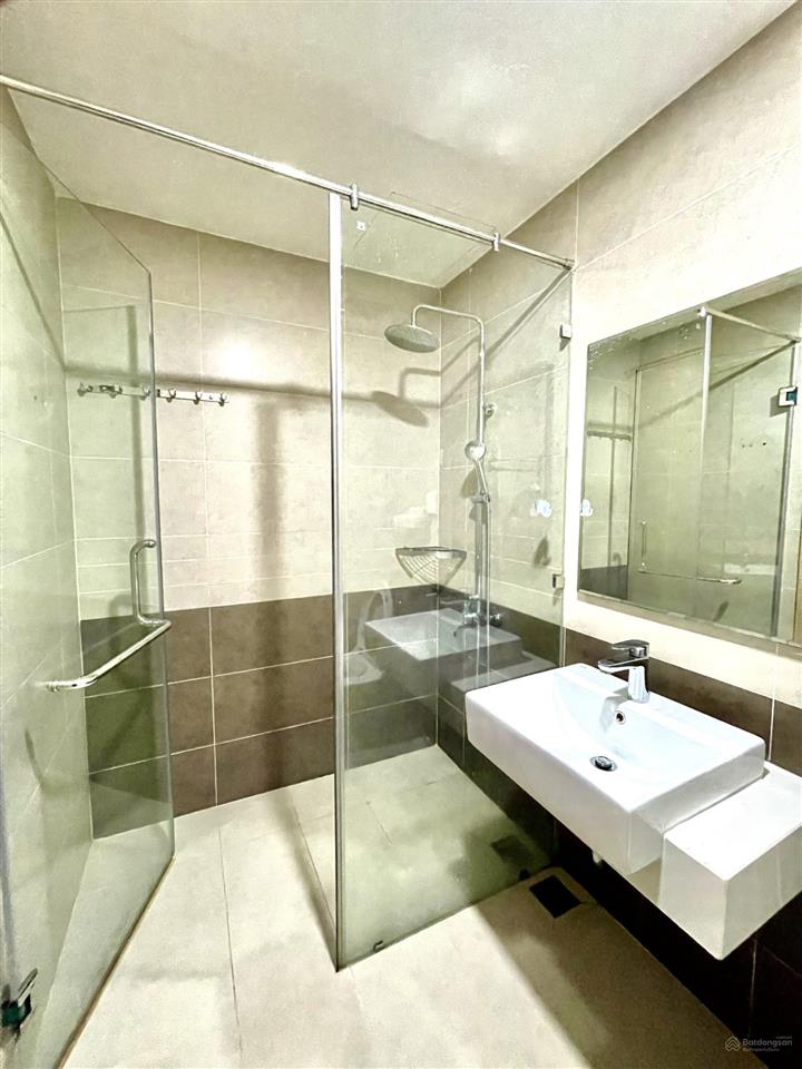 Cho thuê hàng hiếm 2pn nhà đẹp the sun avenue giá tốt