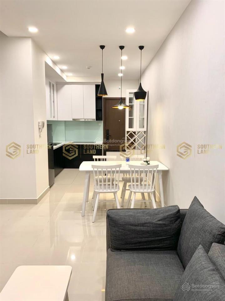 The sun avenue bán căn 2pn 1wc layout hiếm , sẵn hđ thuê , giá 5 tỷ 9 , view sông thoáng mát