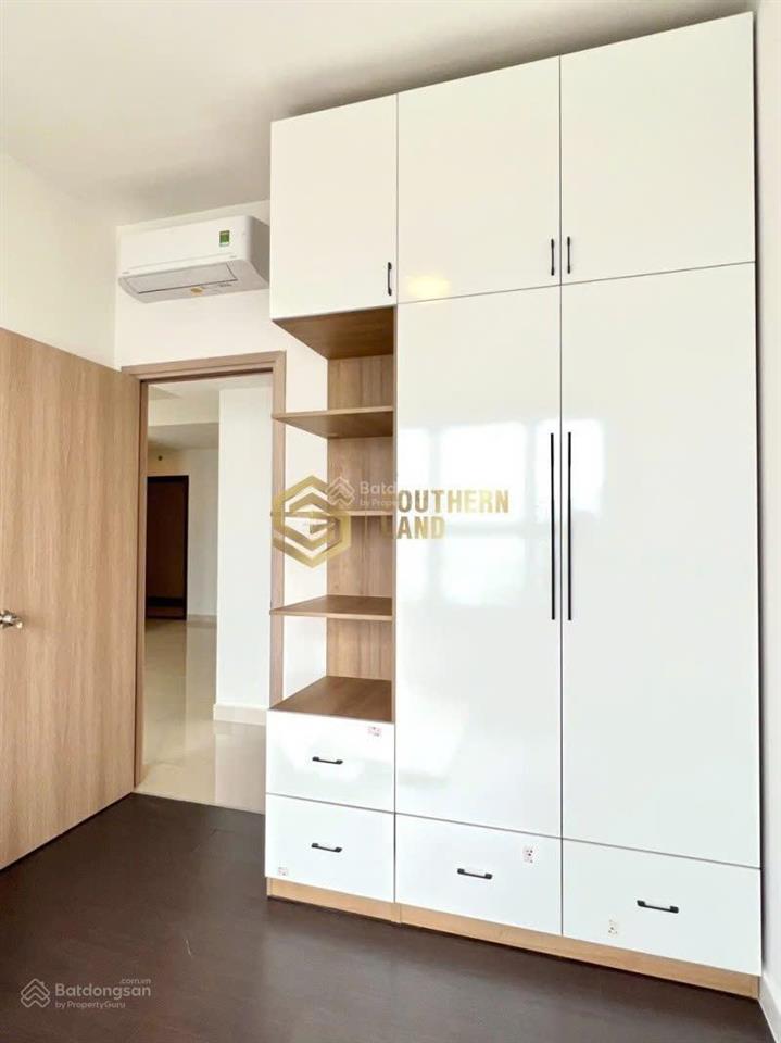 Trống sẵn 2pn nt cơ bản, dọn vào ngay, view sông