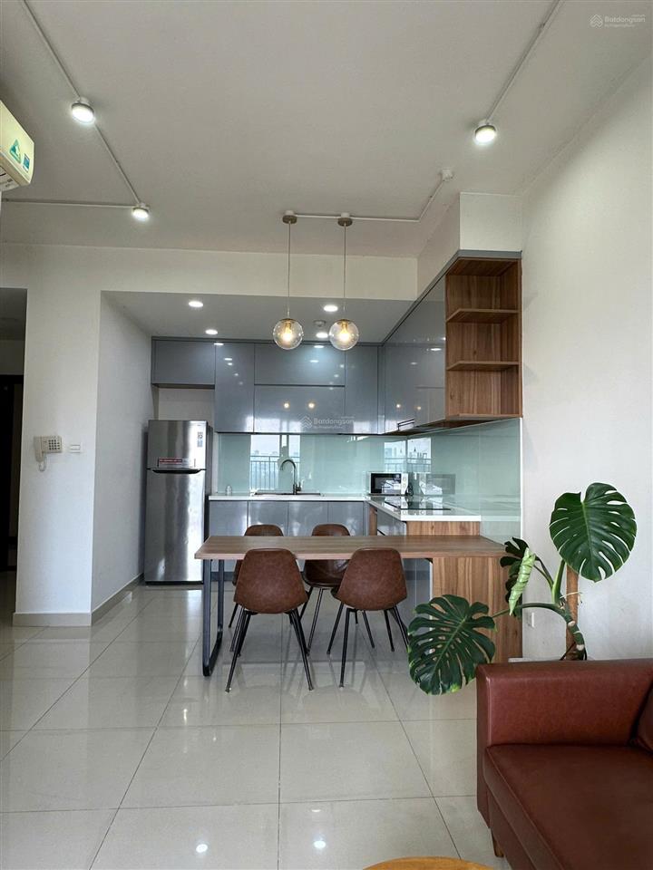 Trống sẵn 2pn nhà đẹp, view sông mát mẻ, full nội thất