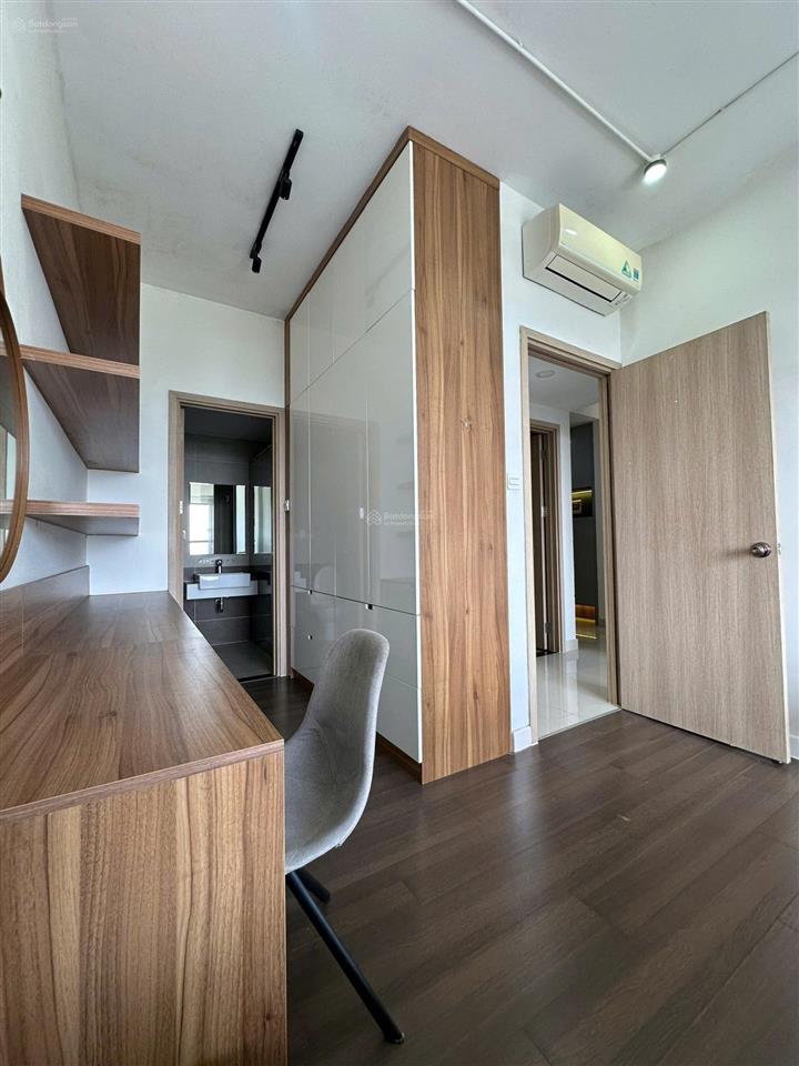 Trống sẵn 2pn nhà đẹp, view sông mát mẻ, full nội thất