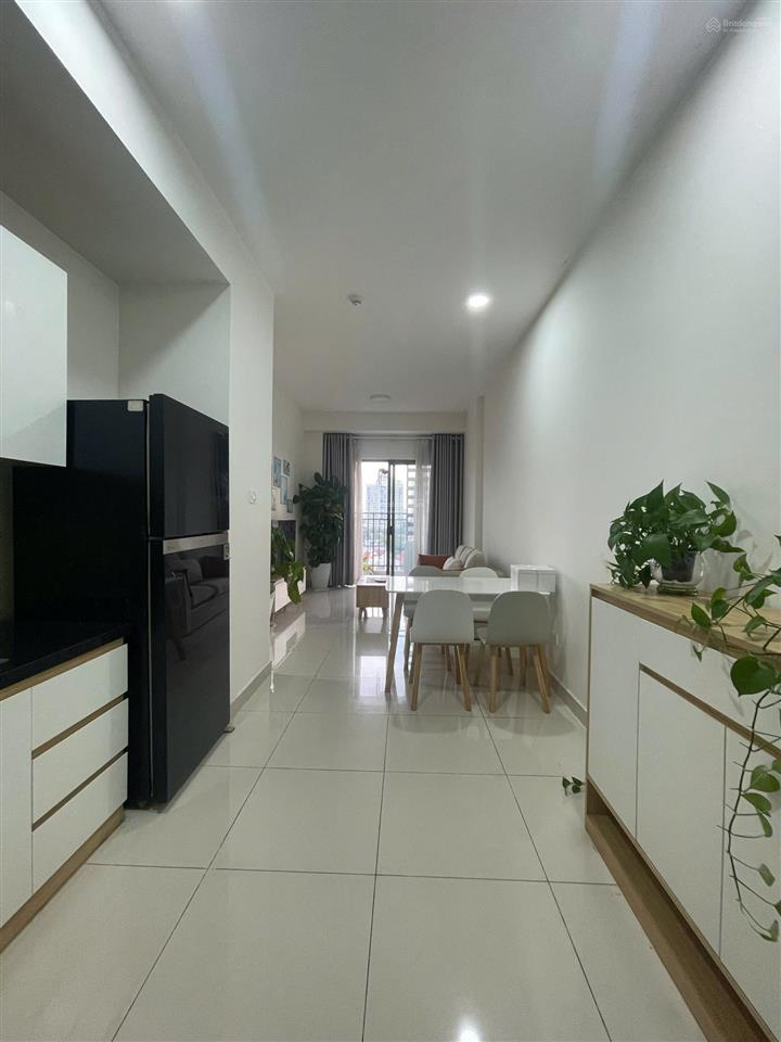 Trống sẵn cho thuê căn 2pn view sông, 16tr/tháng, đầy đủ nội thất