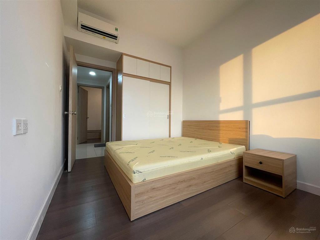 Trống sẵn cho thuê căn 2pn view sông, 16tr/tháng, đầy đủ nội thất