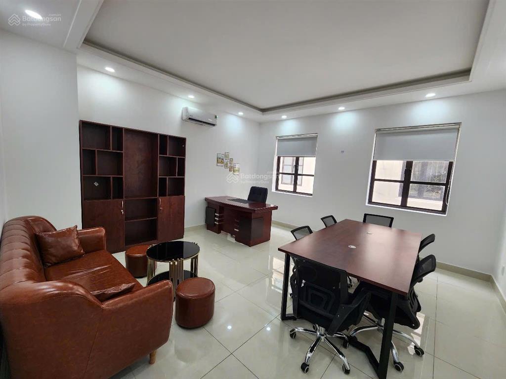 Cho thuê vp cityland diện tích 40m² 9tr/th có máy lạnh, chỗ để xe miễn phí