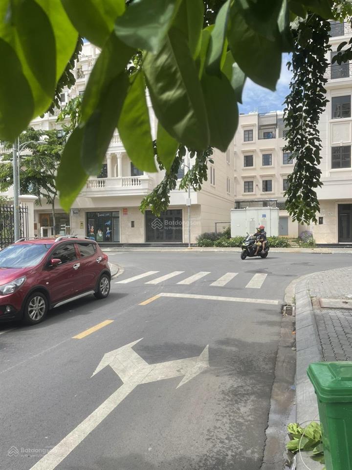 Cho thuê văn phòng sẵn nội thất vào làm việc luôn tại cityland gò vấp