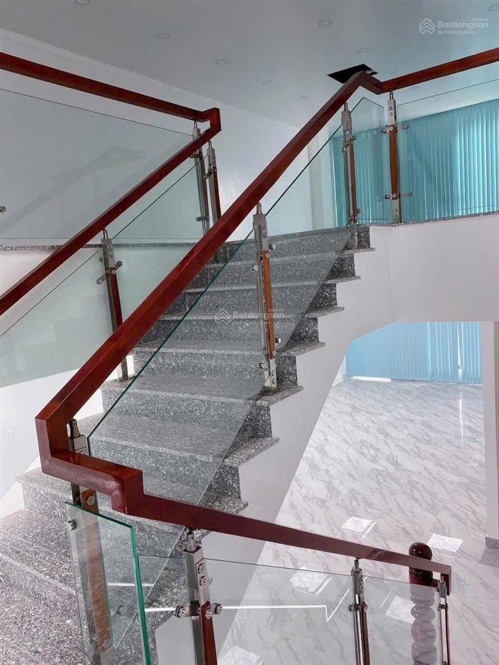 Cho thuê shophouse tmdv khu ecoxuân lái thiêu(bd cũ), dtsd 360m2, kinh doanh đa ngành, giá chỉ 30tr