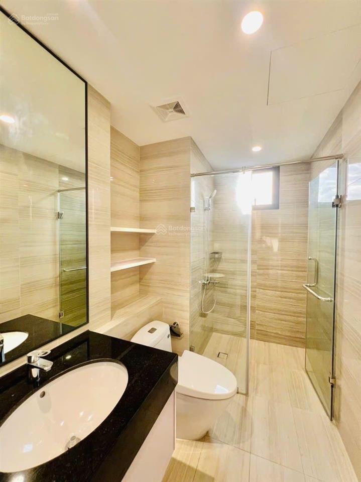 Cho thuê ch 3pn2wc cc emeralf golf view gần aeon mall bd, 98m2 full nt cao cấp. giá chỉ 18tr