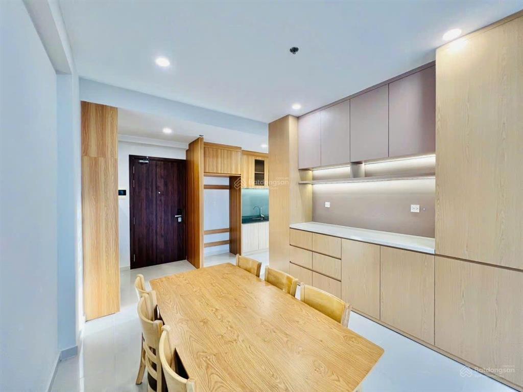 Cho thuê ch 3pn2wc cc emeralf golf view gần aeon mall bd, 98m2 full nt cao cấp. giá chỉ 18tr