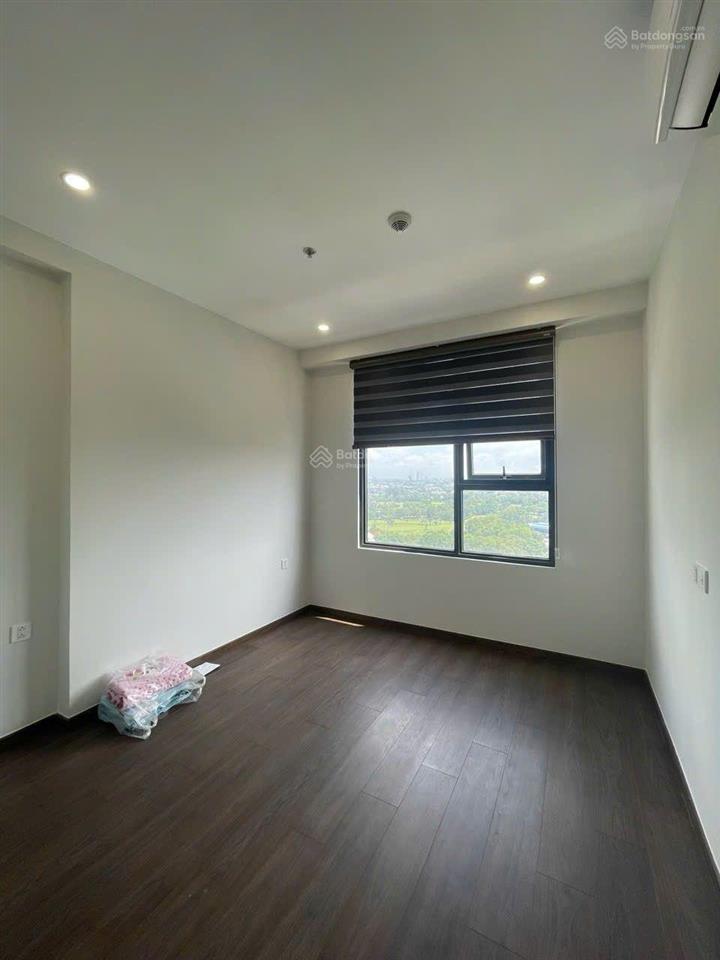 Cho thuê ch 2pn2wc cc emeralf golf view gần aeon mall bd, 72m2, ntcb có máy lạnh. giá chỉ 6.5tr