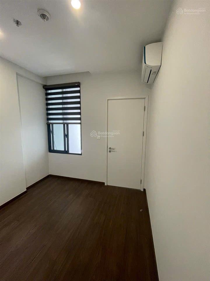 Cho thuê ch 2pn2wc cc emeralf golf view gần aeon mall bd, 72m2, ntcb có máy lạnh. giá chỉ 6.5tr
