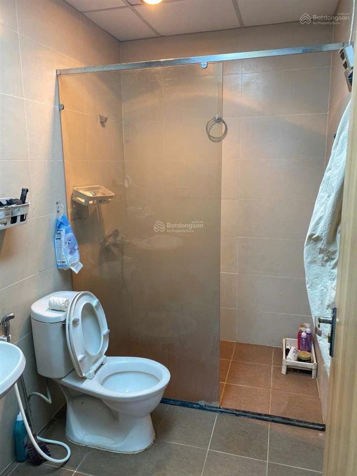Chính chủ bán căn hộ 70m2 2pn2wc tòa happy star việt hưng, tầng trung view hồ, sẵn sổ giá 4,6 tỷ