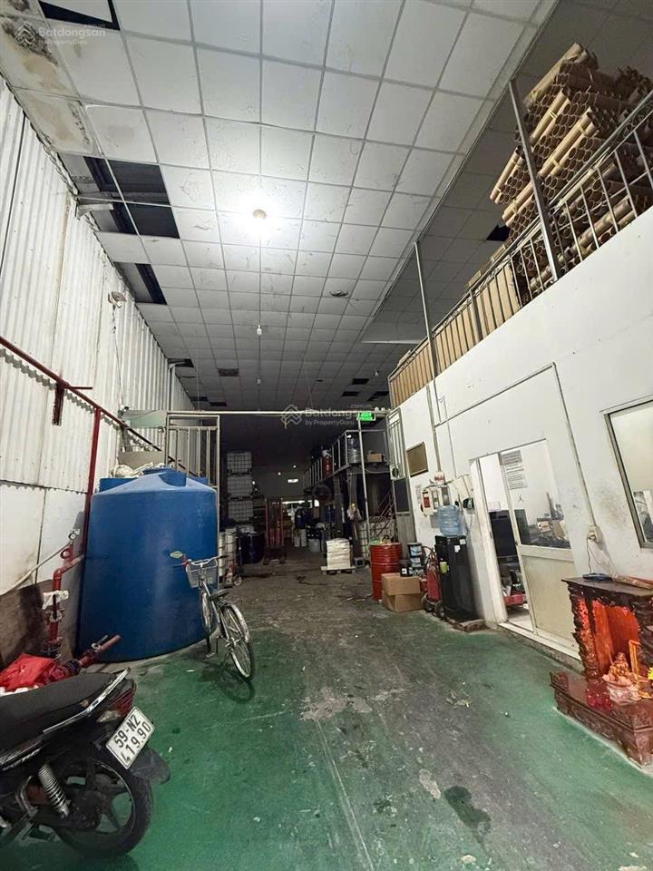 Cho thuê kho đường đht 10b. 500m. giá 35 triệu