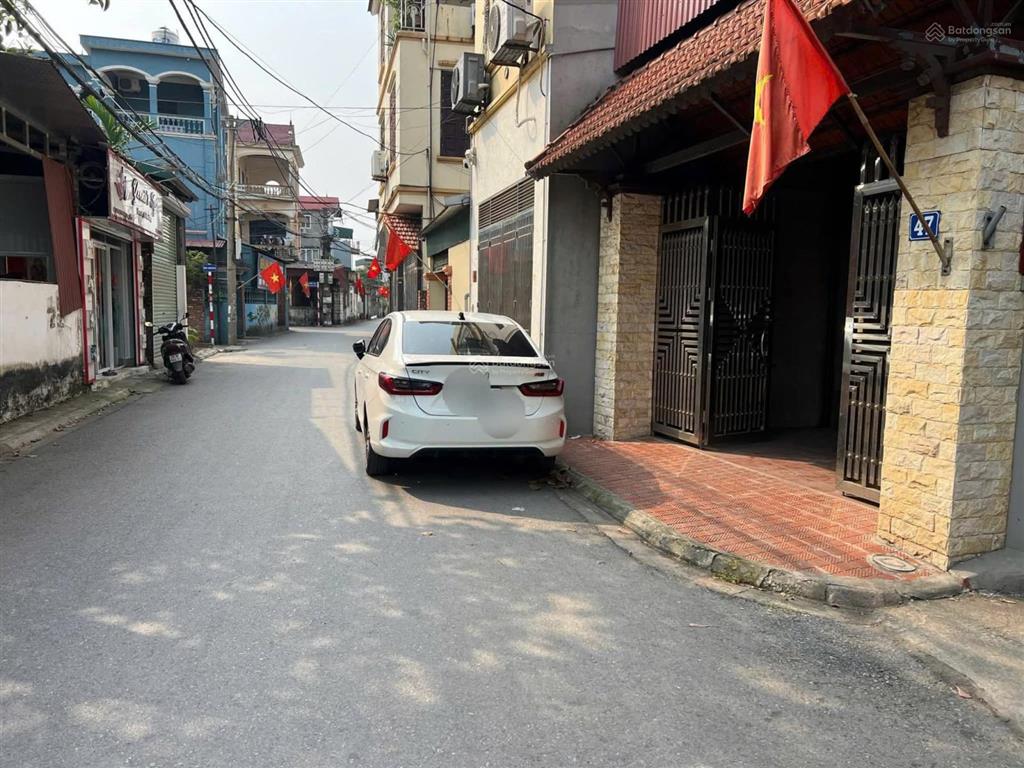 Hiếm ô tô tránh kinh doanh đầu tư đỉnh trục chính thuận an nhà 2 tầng dân xây