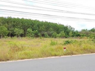 Giá rẻ bất ngờ cho lô đất đẹp mặt tiền dt 749b minh hòa, dầu tiếng, bình dương