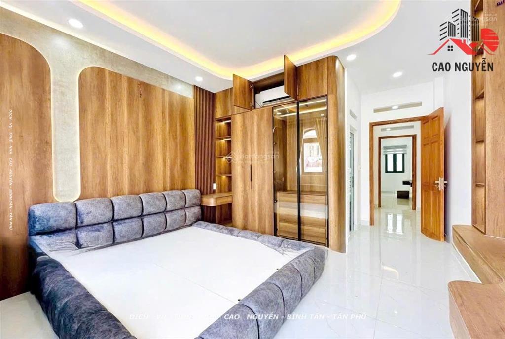 Nhà thuê, 5 tầng 6pn 6wc, đường tân hoà đông, có nội thất,  0779 561 ***.