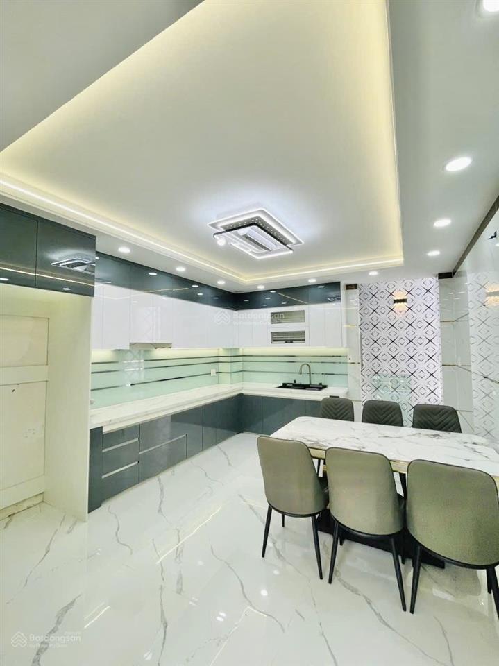 Nhà thuê, 5 tầng 6pn 6wc, đường tân hoà đông, có nội thất,  0779 561 ***.
