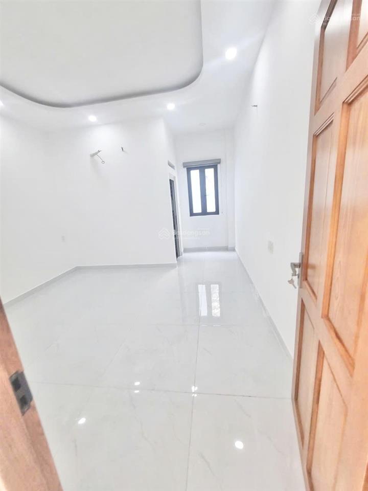 Nhà thuê, 5 tầng 6pn 6wc, đường tân hoà đông, có nội thất,  0779 561 ***.