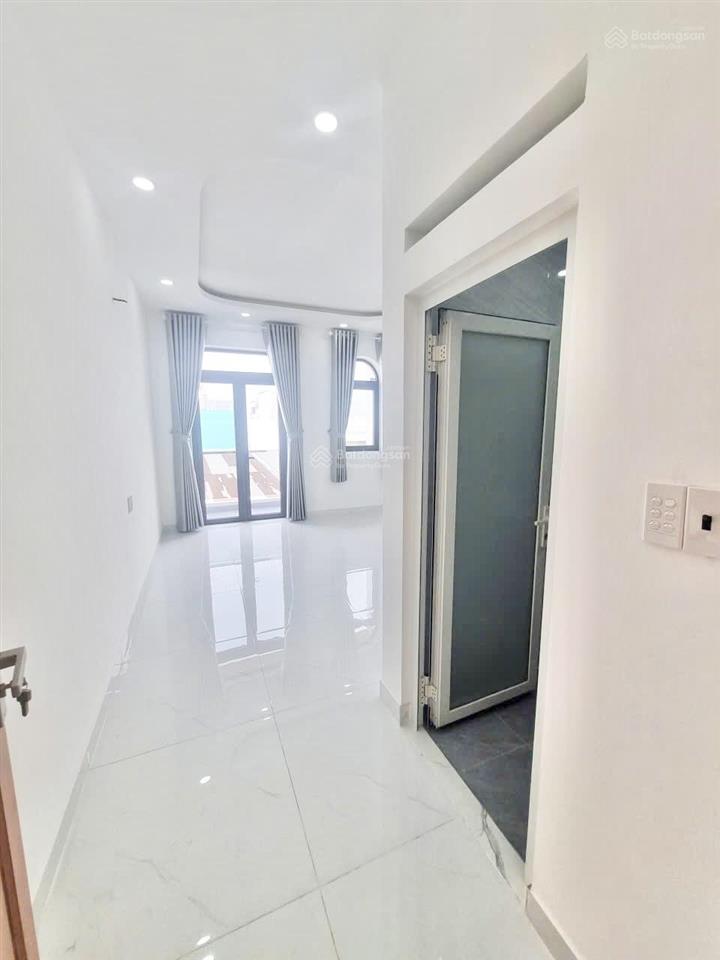 Nhà thuê, 5 tầng 6pn 6wc, đường tân hoà đông, có nội thất,  0779 561 ***.