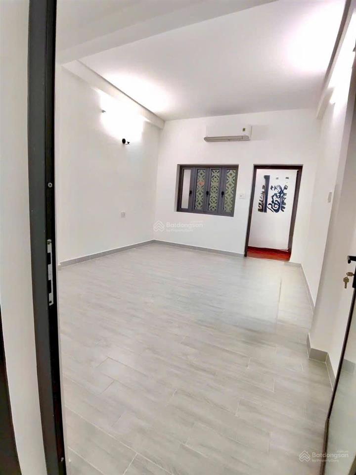 Nhà khu tên lửa, bình tân, 4x16 2 lầu 3pn, sân thượng, đường rộng,  0779 561 ***.