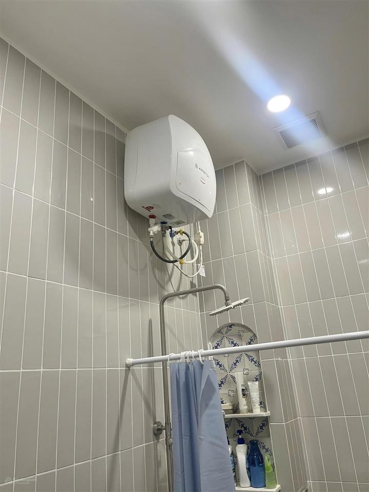 Nhà khu tên lửa, bình tân, 4x16 2 lầu 3pn, sân thượng, đường rộng,  0779 561 ***.