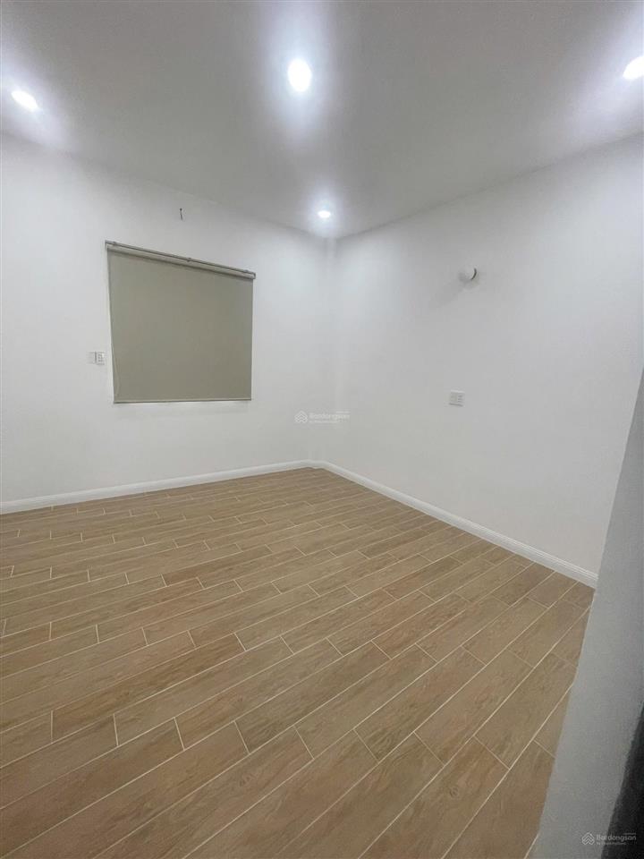 Nhà khu tên lửa, bình tân, 4x16 2 lầu 3pn, sân thượng, đường rộng,  0779 561 ***.