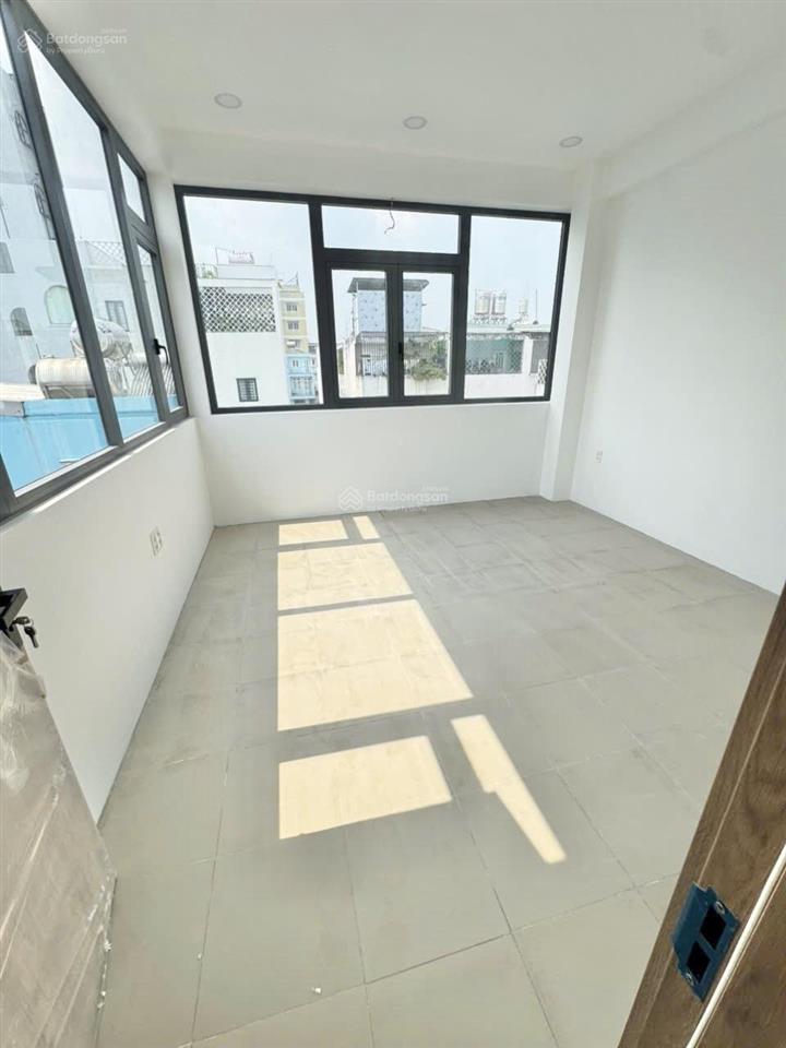 Nhà 3 lầu 6 phòng ngủ, đường lê văn quới, bình hưng hòa a, bình tân,  0779 561 ***.