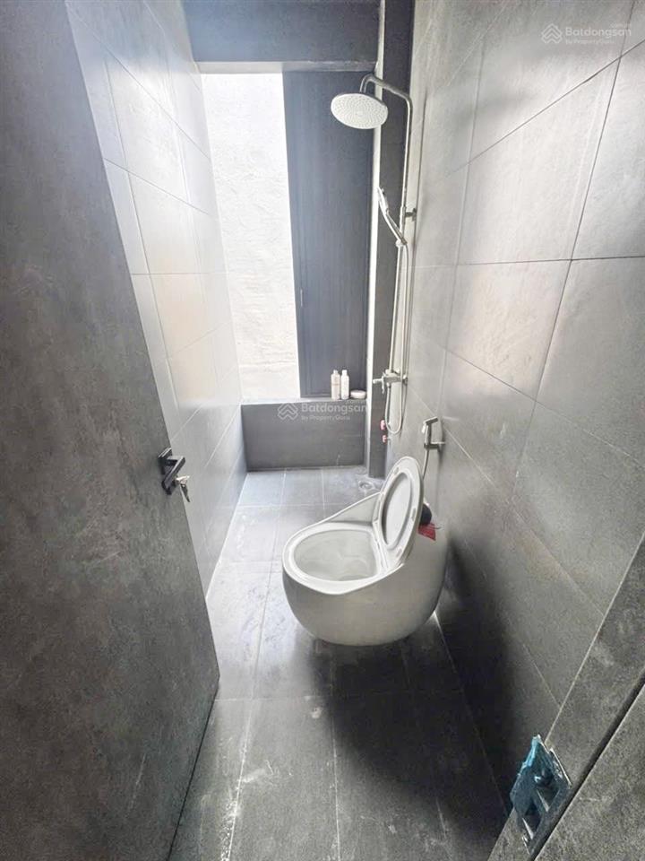Nhà 3 lầu 6 phòng ngủ, đường lê văn quới, bình hưng hòa a, bình tân,  0779 561 ***.