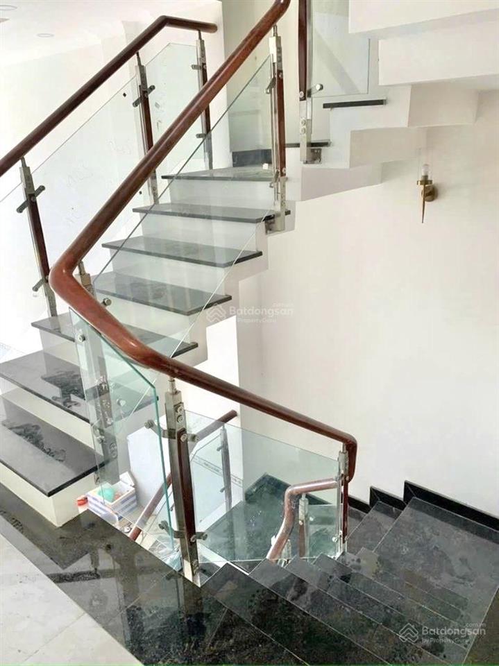 Nhà 5 tầng 4 phòng ngủ 5wc, đường 18b, bình hưng hoà a, bình tân,  0779 561 ***.