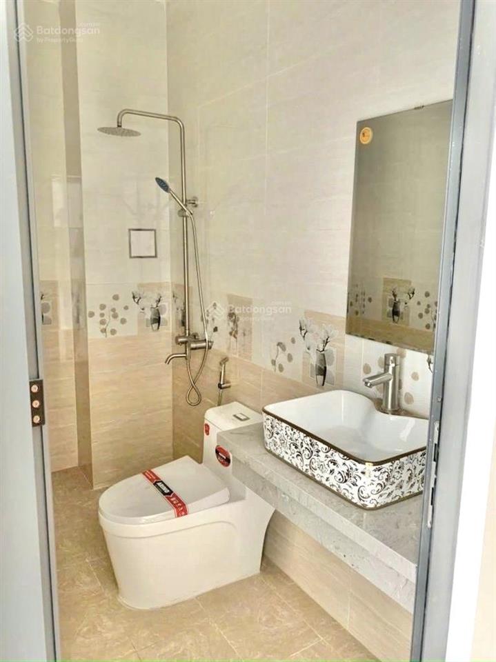 Nhà 5 tầng 4 phòng ngủ 5wc, đường 18b, bình hưng hoà a, bình tân,  0779 561 ***.