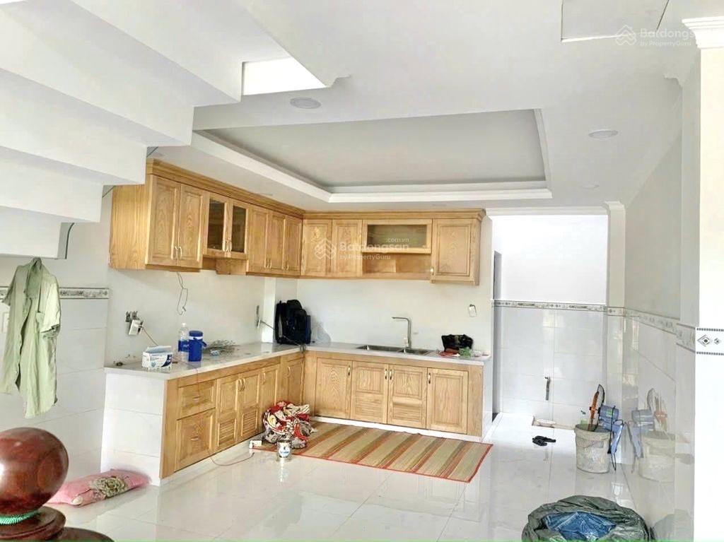 Nhà 5 tầng 4 phòng ngủ 5wc, đường 18b, bình hưng hoà a, bình tân,  0779 561 ***.
