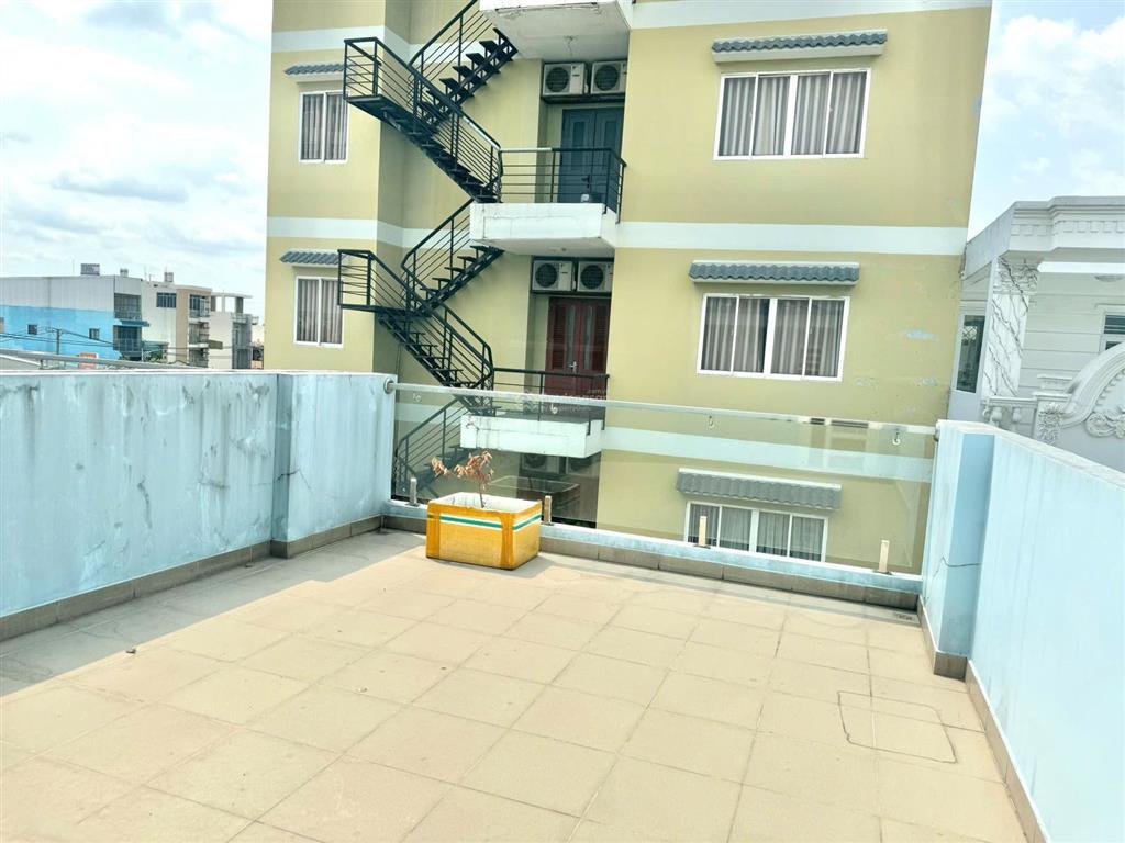 Nhà thuê 4 tầng đường lê văn quới, bình tân (4x14m, 1 trệt 2 lầu 1 sân thượng),  0779 561 ***
