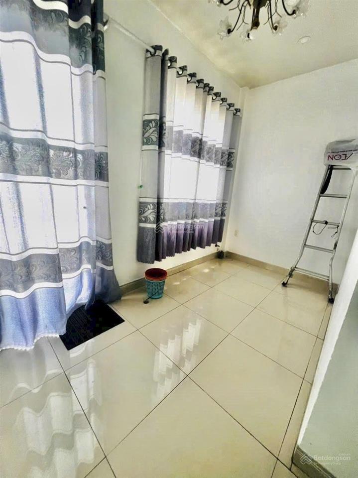 Nhà 2 lầu 3pn 3wc có nội thất | bia truyền thống, tân tạo, bình tân,  0779 561 ***