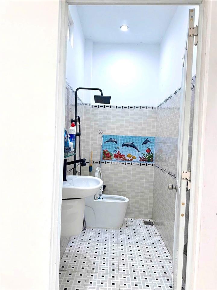 Nhà 2 lầu 3pn 3wc có nội thất | ao đôi, btđ a, bình tân,  0779 561 ***.